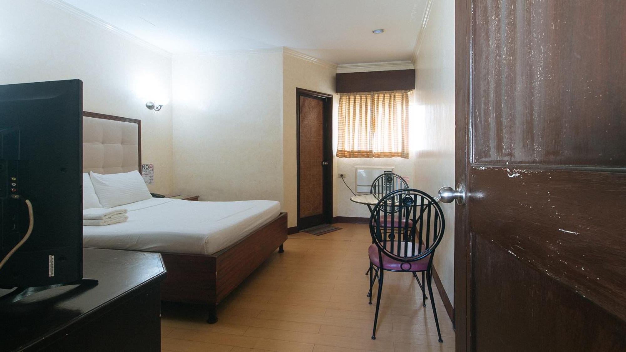 Bliss Hotel Dau Mabalacat Kültér fotó