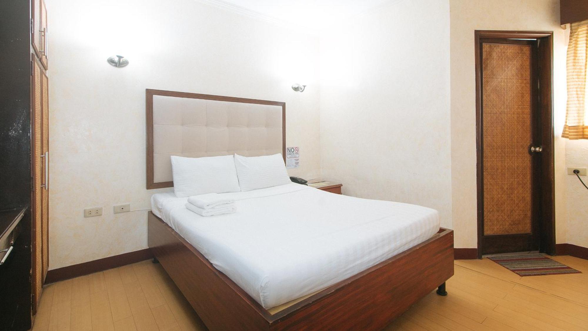 Bliss Hotel Dau Mabalacat Kültér fotó