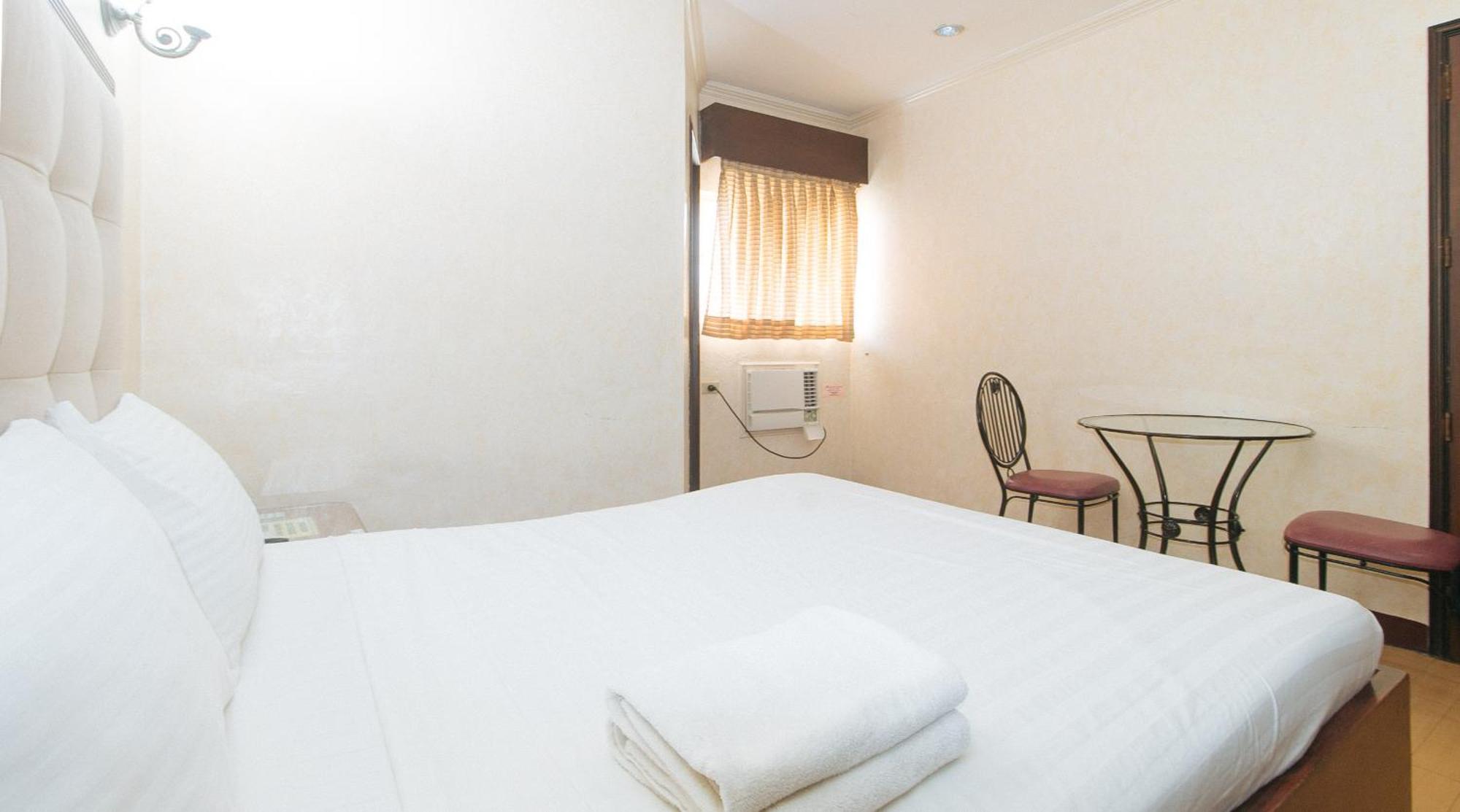 Bliss Hotel Dau Mabalacat Kültér fotó
