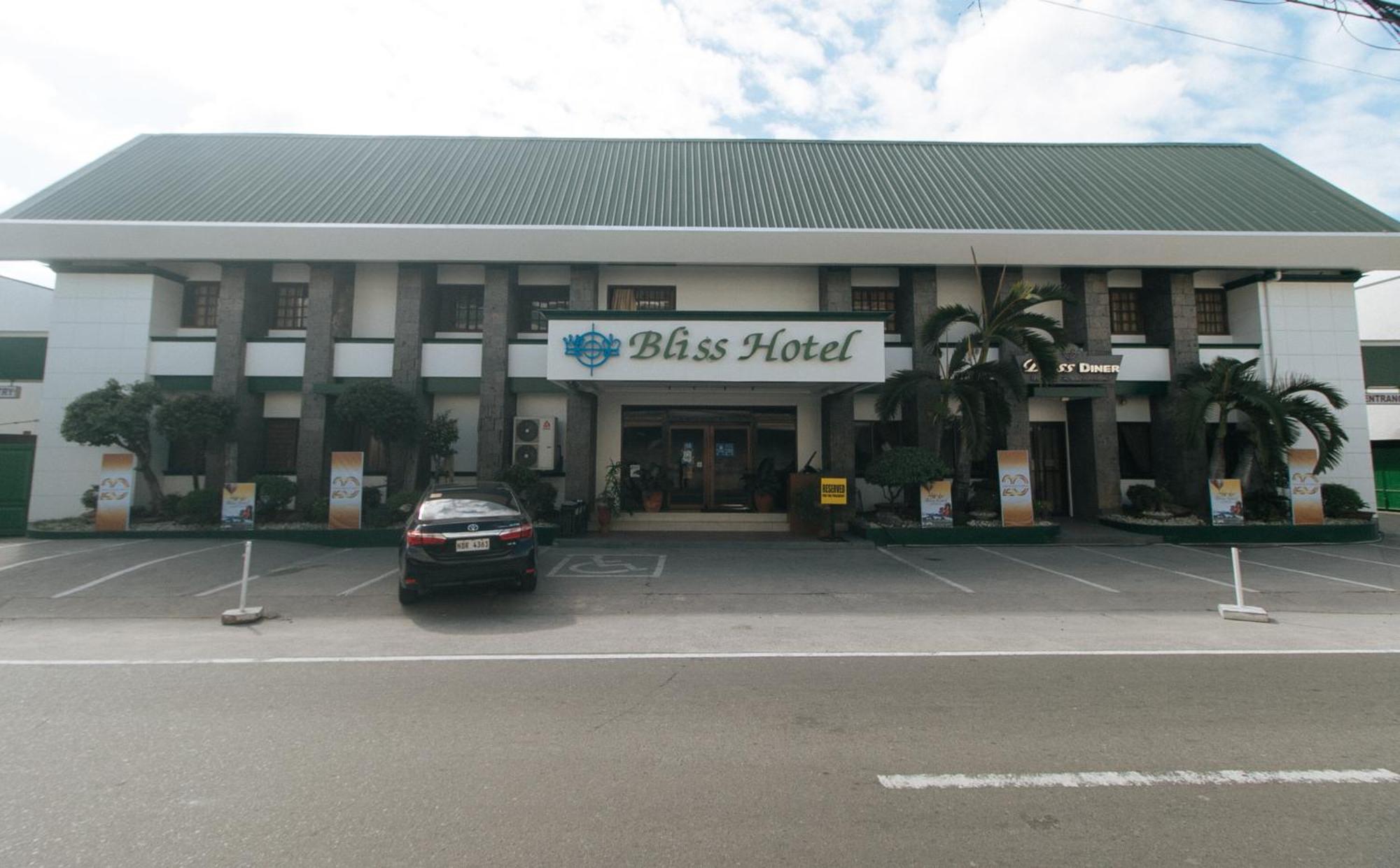 Bliss Hotel Dau Mabalacat Kültér fotó