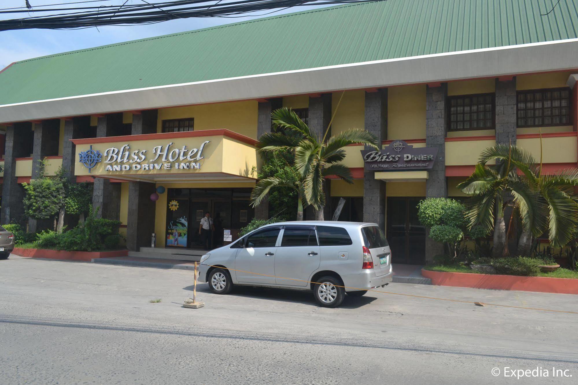 Bliss Hotel Dau Mabalacat Kültér fotó