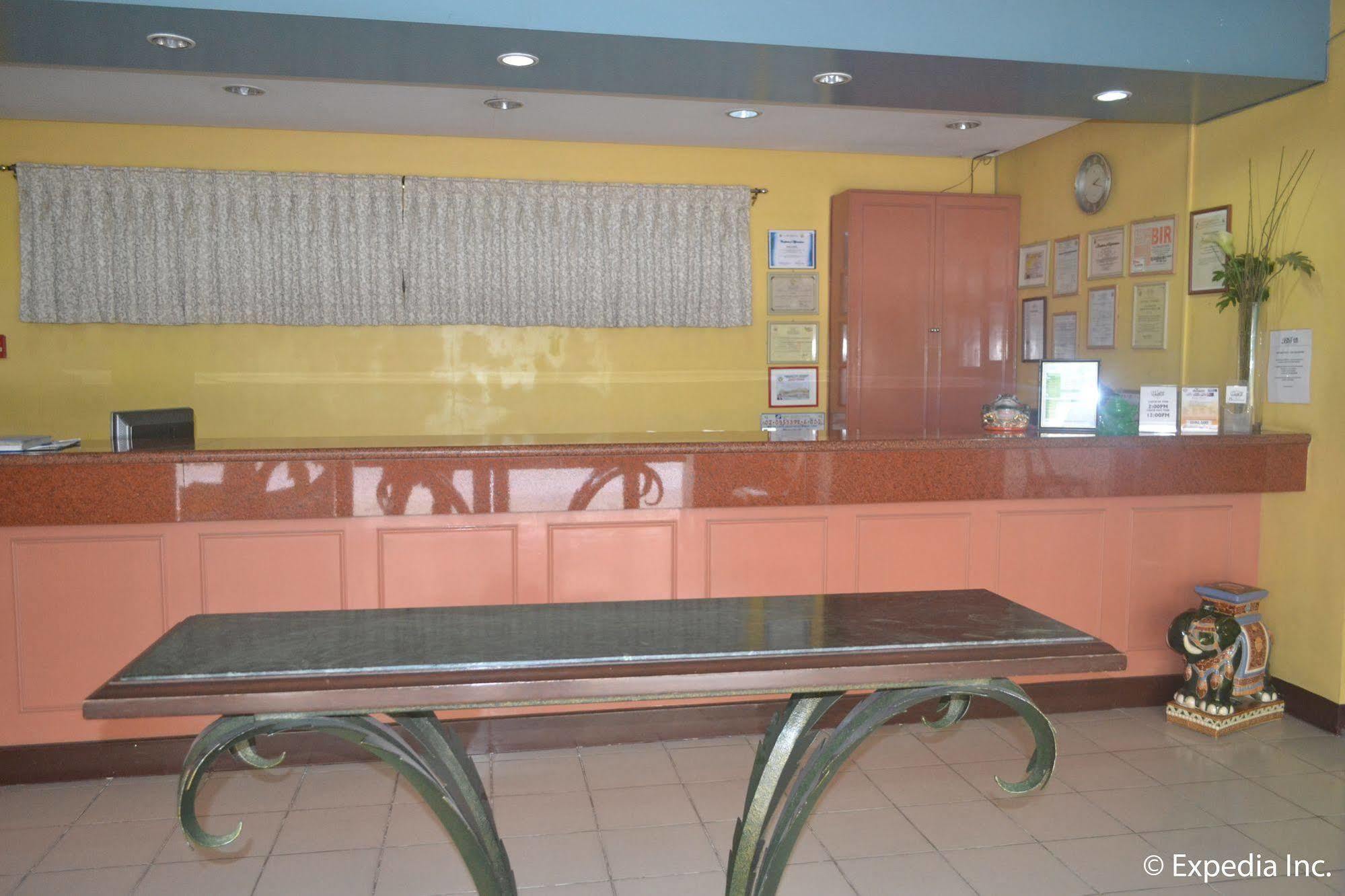Bliss Hotel Dau Mabalacat Kültér fotó