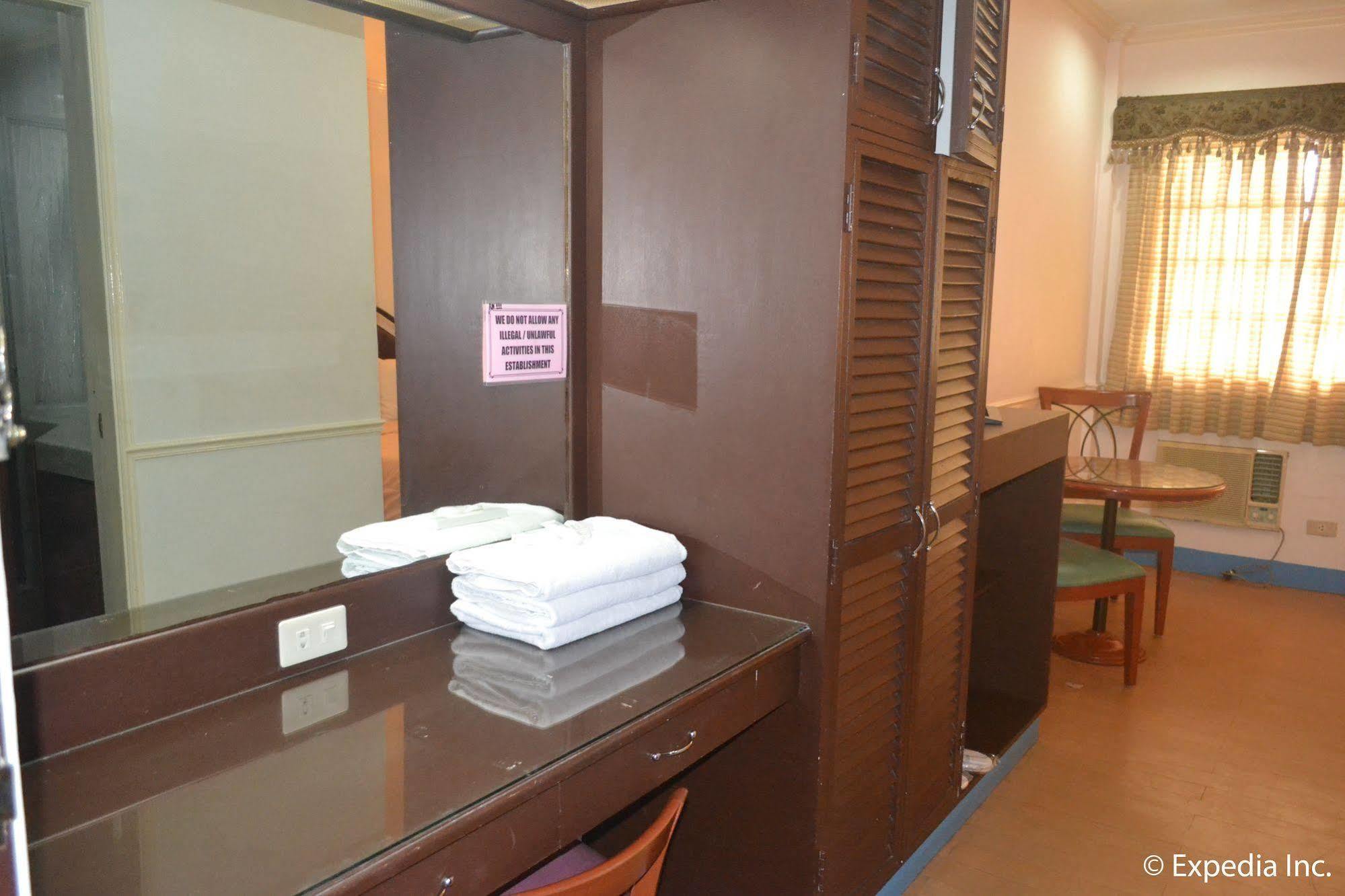 Bliss Hotel Dau Mabalacat Kültér fotó