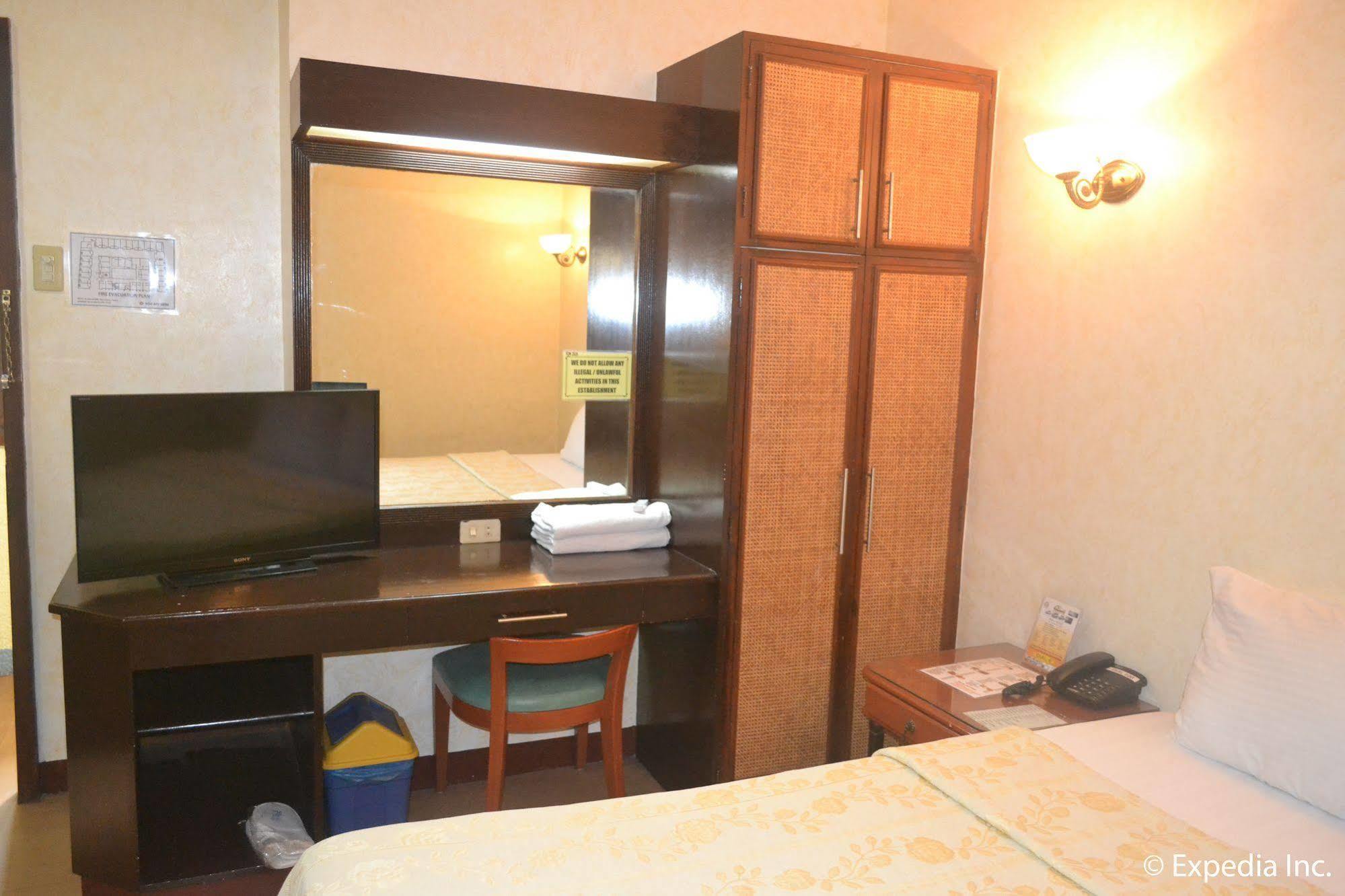 Bliss Hotel Dau Mabalacat Kültér fotó