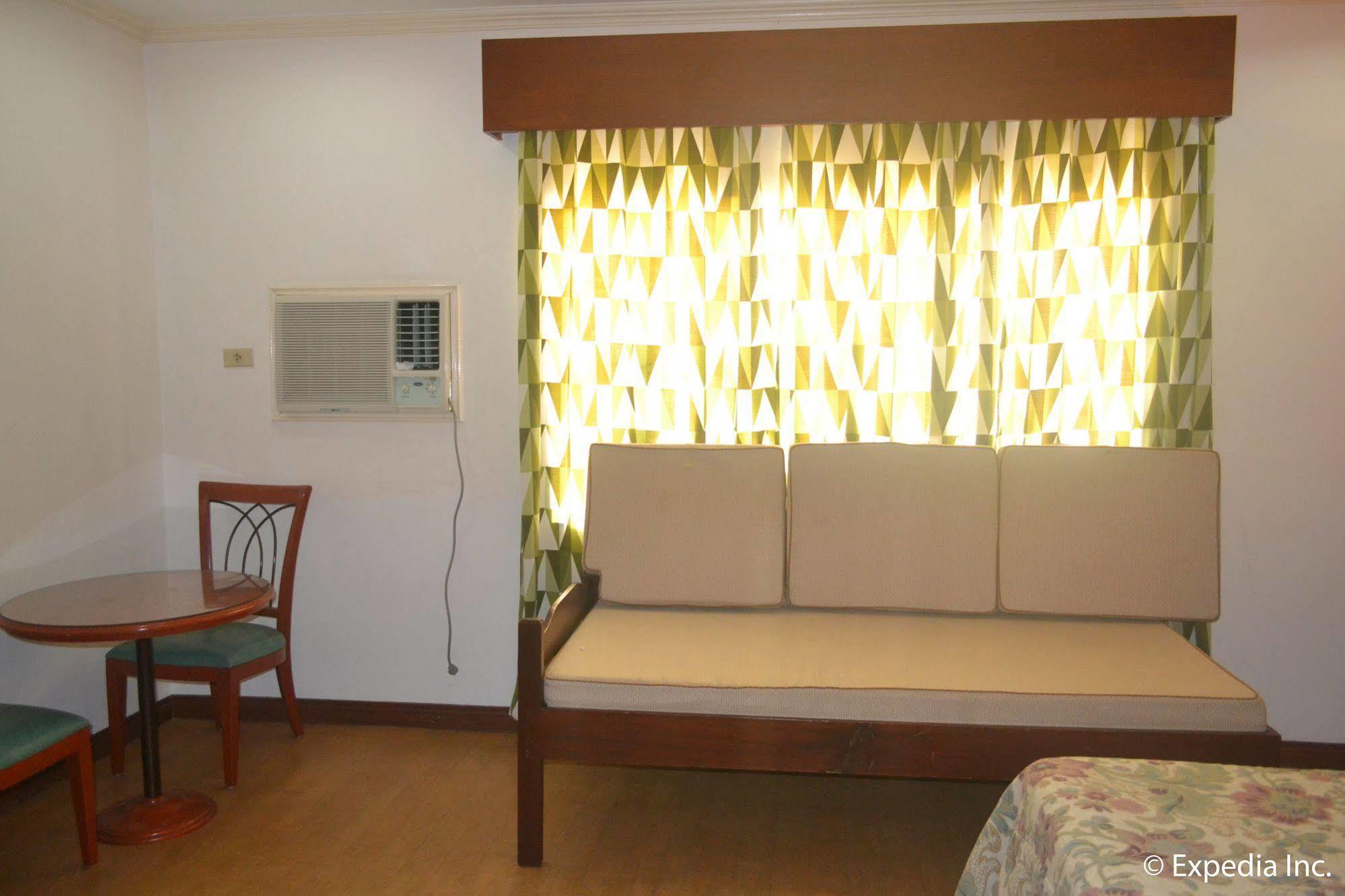 Bliss Hotel Dau Mabalacat Kültér fotó