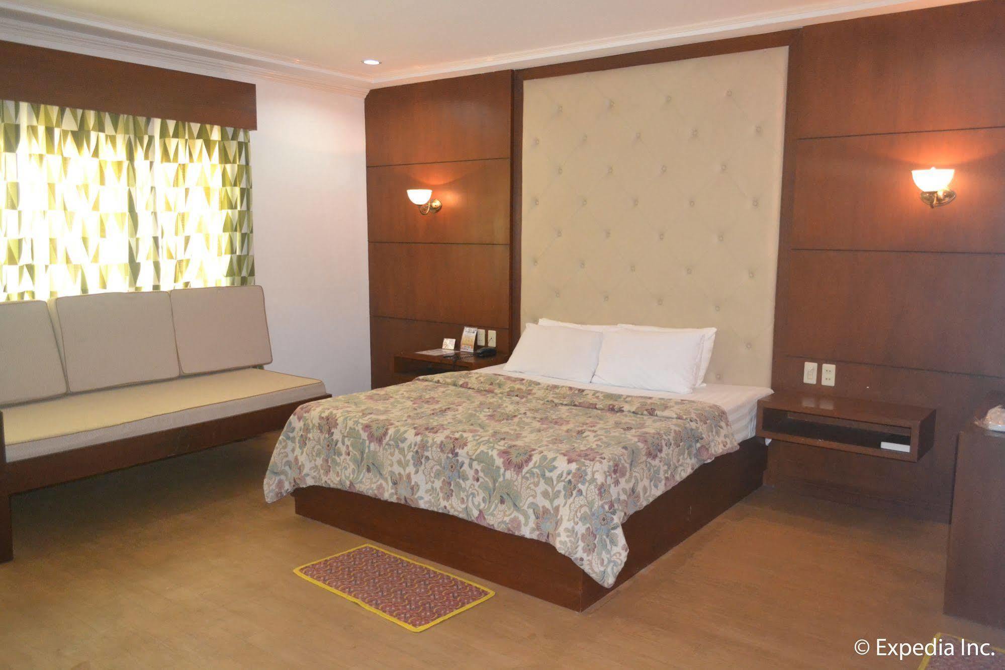 Bliss Hotel Dau Mabalacat Kültér fotó