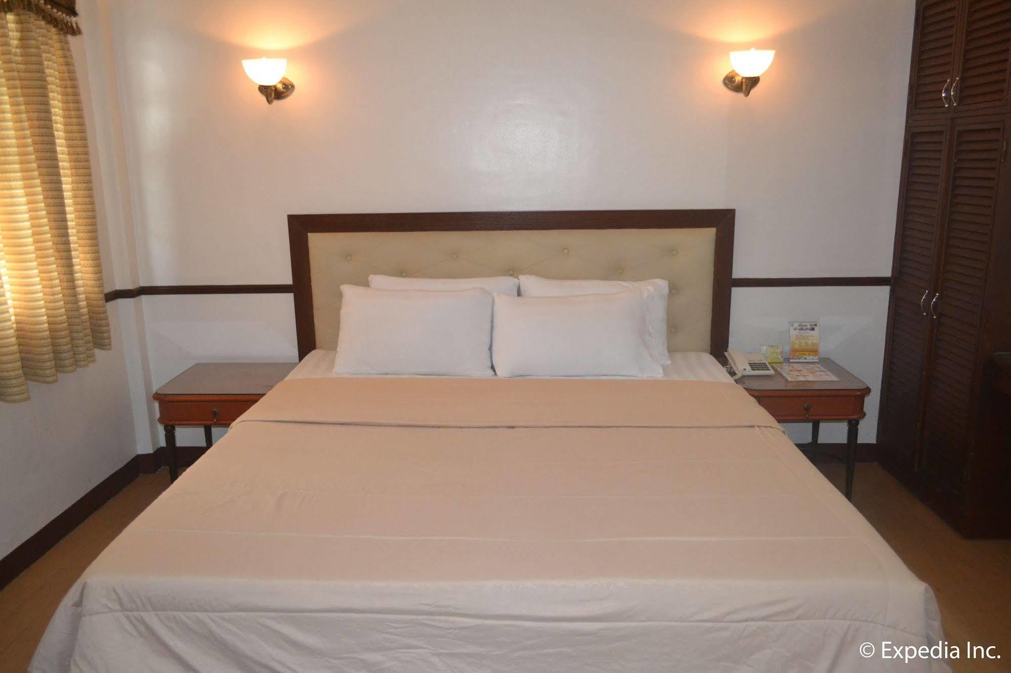 Bliss Hotel Dau Mabalacat Kültér fotó