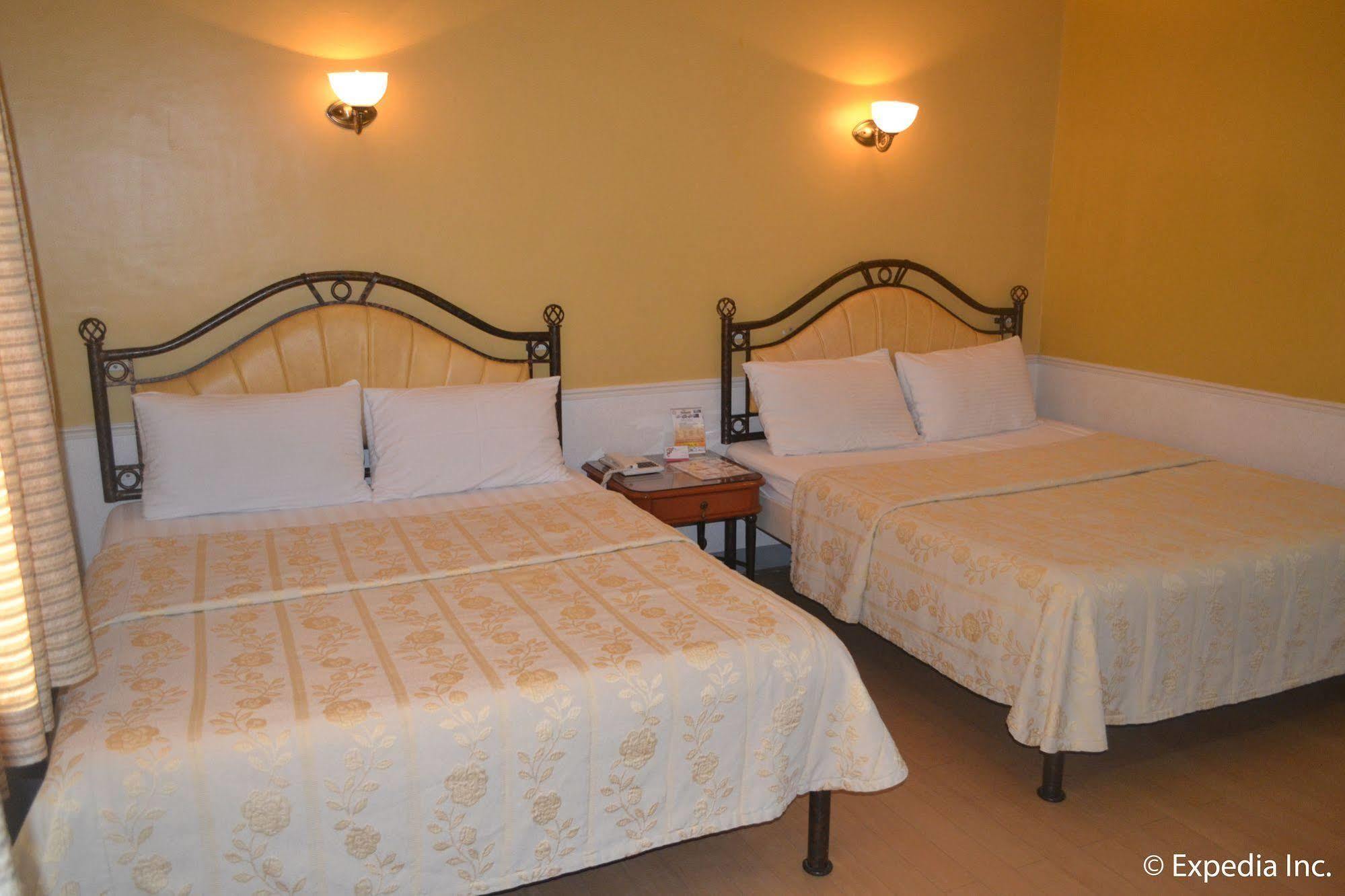 Bliss Hotel Dau Mabalacat Kültér fotó
